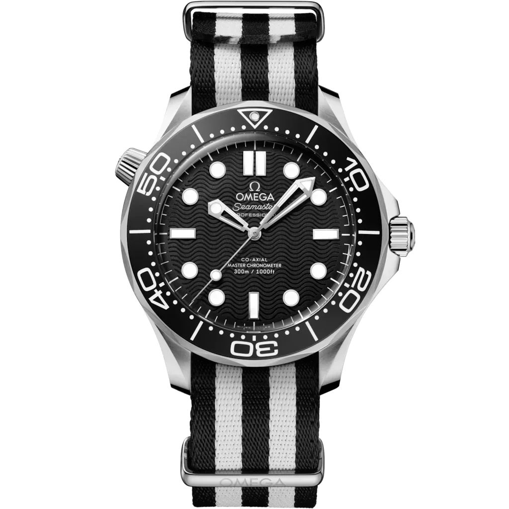 Omega Seamaster Diver 300M 42 mm, acier sur bracelet NATO