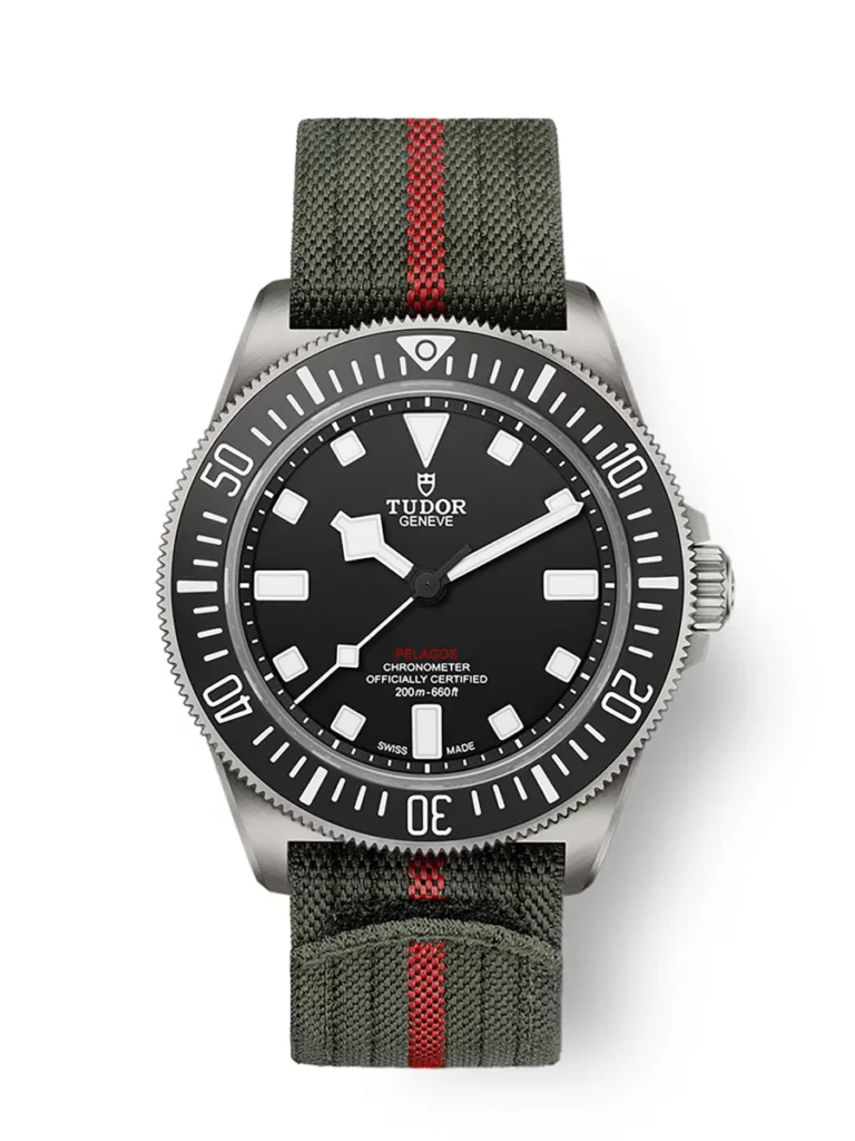 Tudor Pelagos FXD Calibre Manufacture MT5602 Boîtier en titane 42 mm Bracelet en tissu vert avec bande rouge